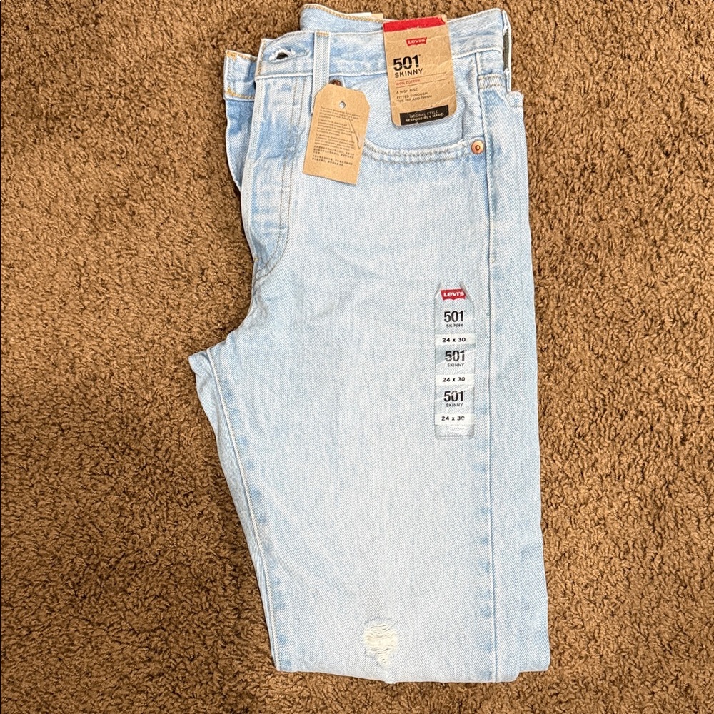 Levi's Light Wash 501 Denim Jeans. Brand new.
